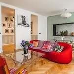 Hostnfly Apartments - Superb Apt At The Foot Of The Butte Montmartre