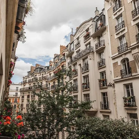 Hostnfly - Superb Apt At The Foot Of The Butte Montmartre Appartamento Parigi