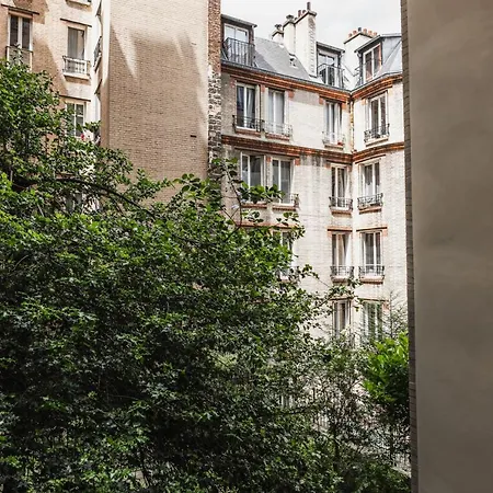 Hostnfly - Superb Apt At The Foot Of The Butte Montmartre * Parigi